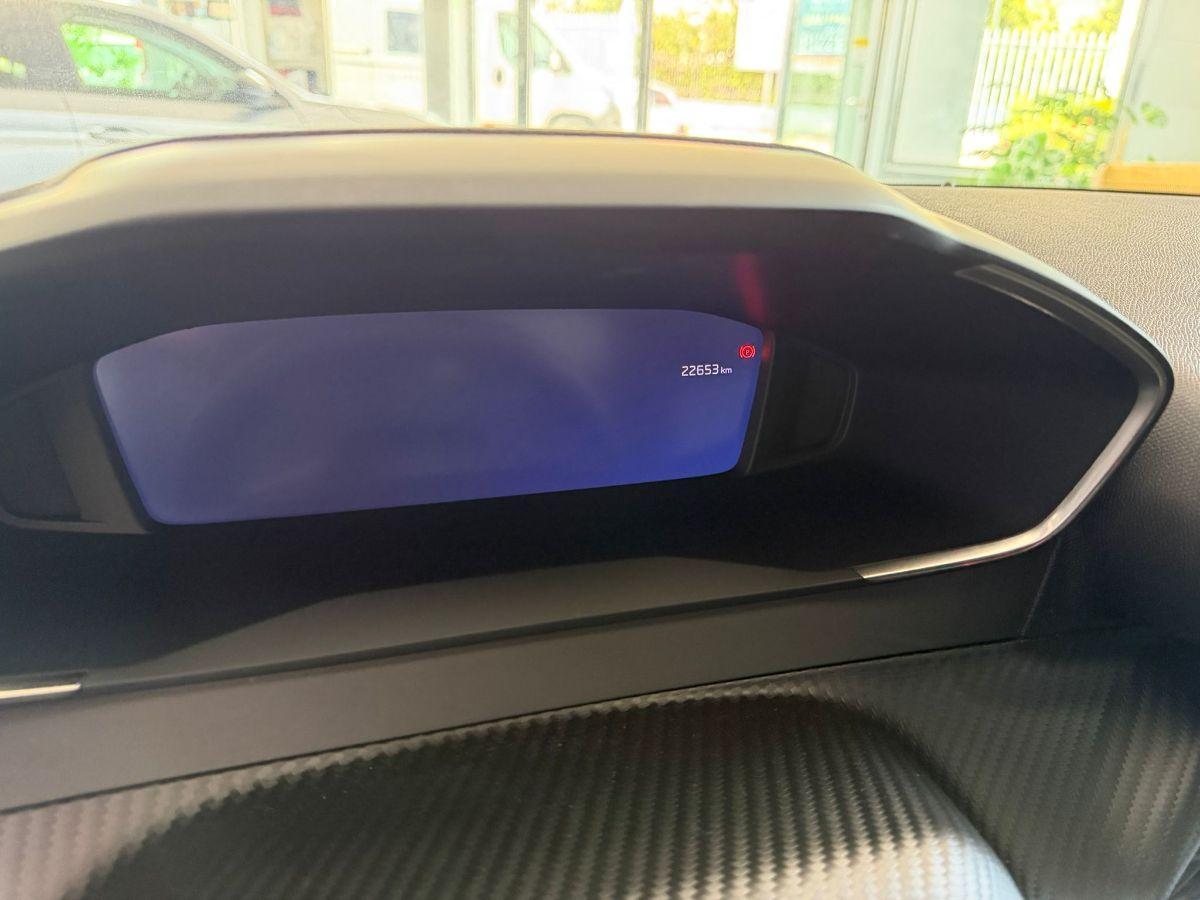 PEUGEOT - 2008 - PureTech 100 S&S Allure
