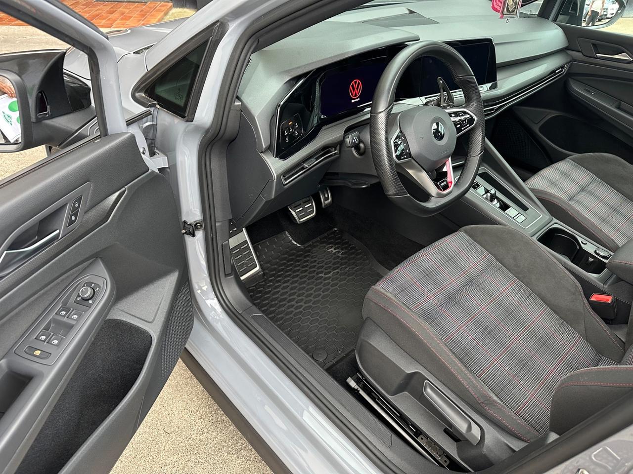 Volkswagen Golf GTI 2.0 TSI DSG Clubsport 45