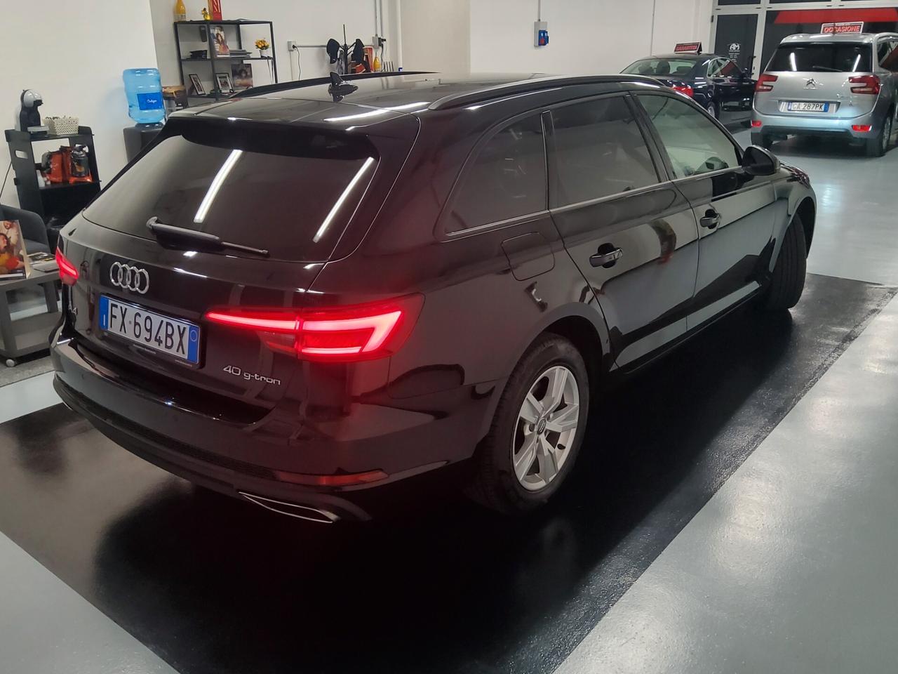 Audi A4 Avant 40 g-tron S tronic