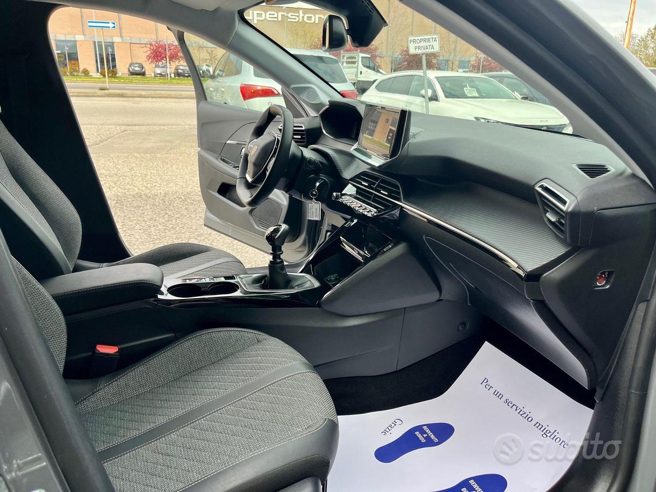 PEUGEOT 208 1.2 100CV ALLURE FULL OPTIONAL