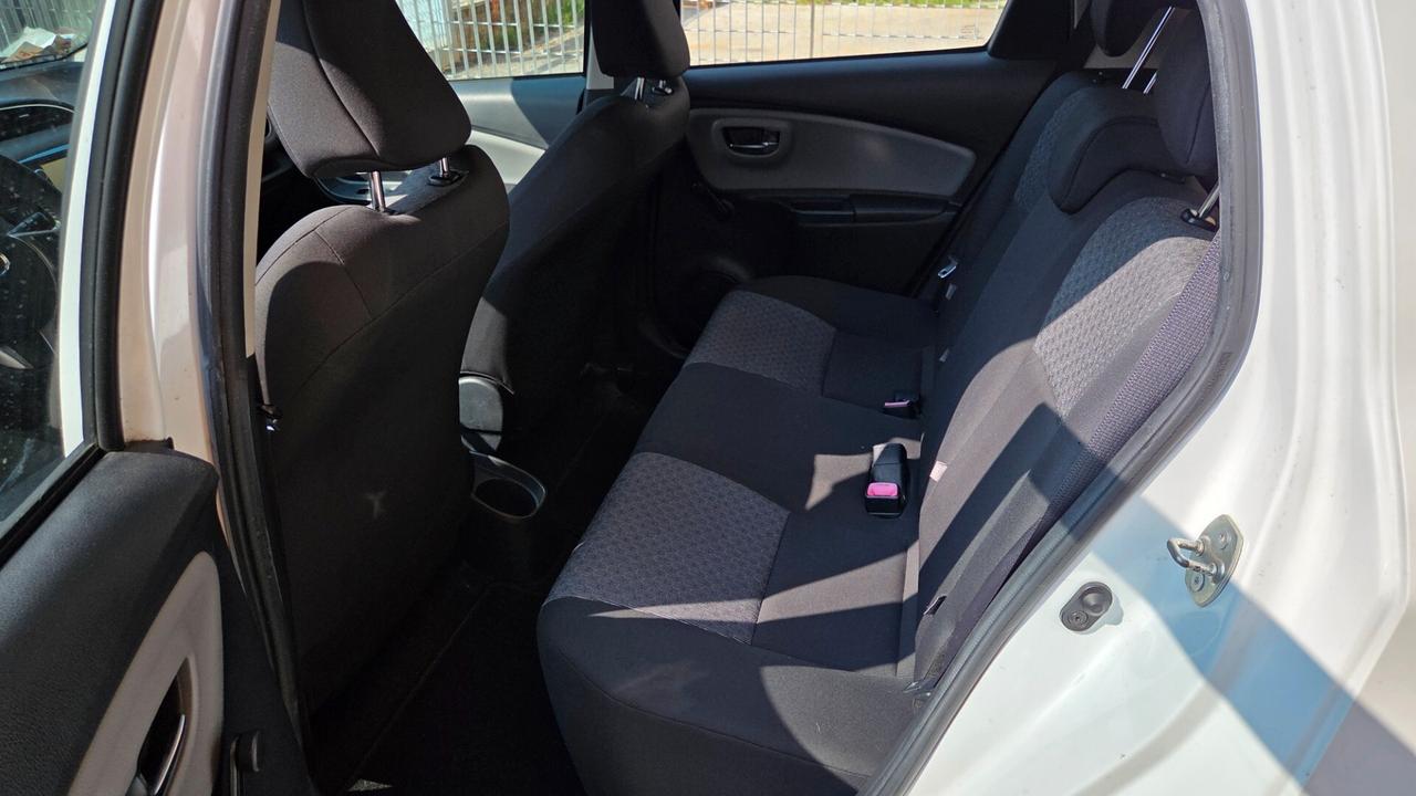 Toyota Yaris 1.0 5 porte Lounge UNICO PROPRIETARIO