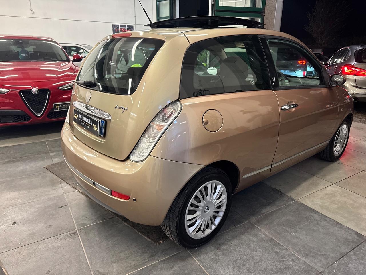 Lancia Ypsilon 1.3 MJT 90 CV diesel AUTOMATICA