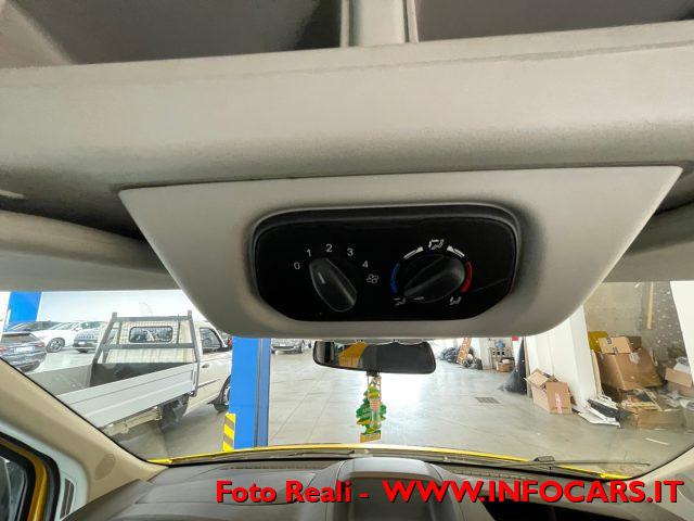 FORD Transit 310 2.0TDCi EcoBlue 130CV 9 POSTI Combi Trend