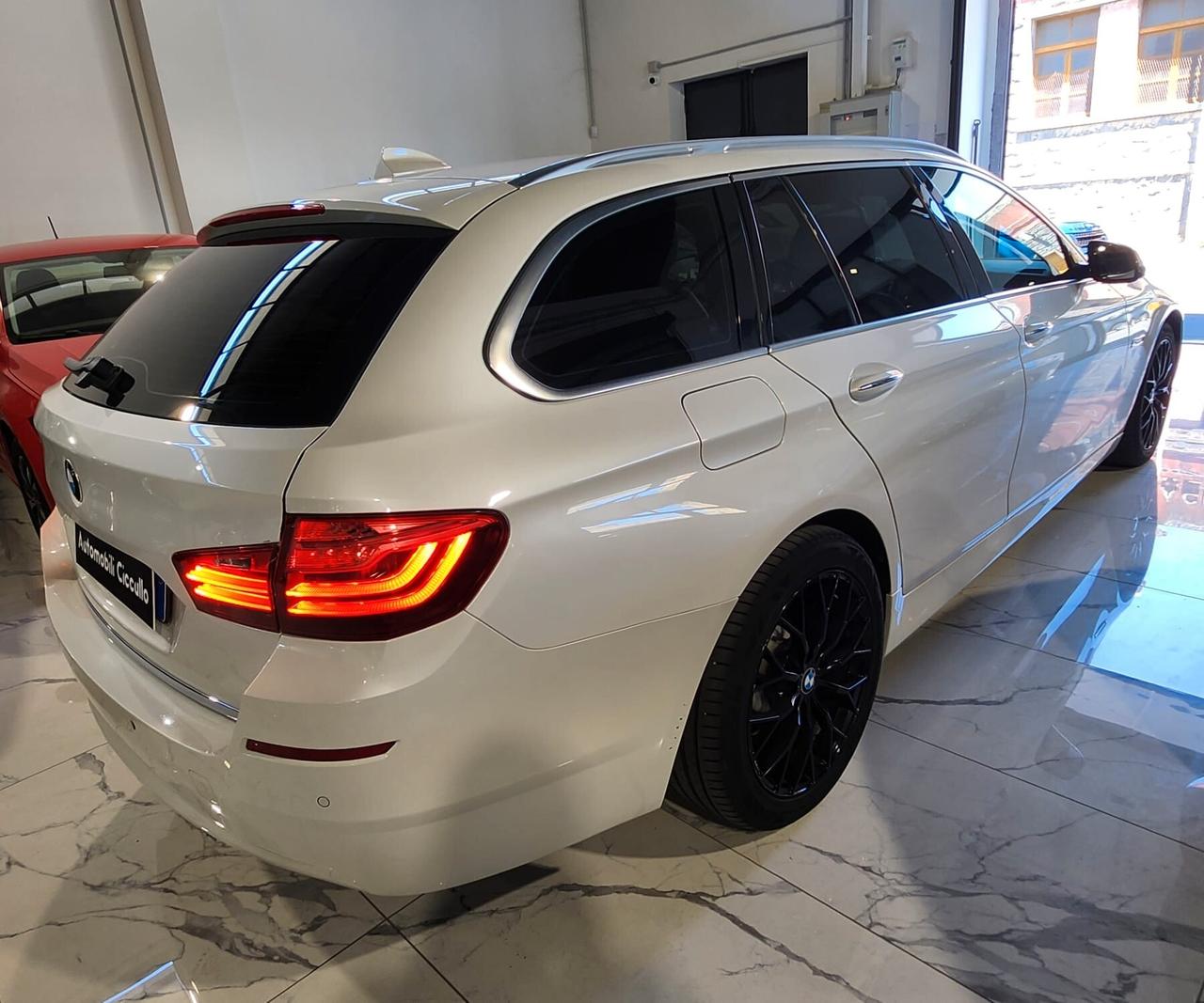 Bmw 520 520d xDrive Luxury