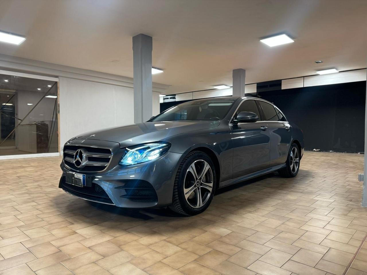 Mercedes-benz E 220 E 220 d 4Matic Auto Premium Plus