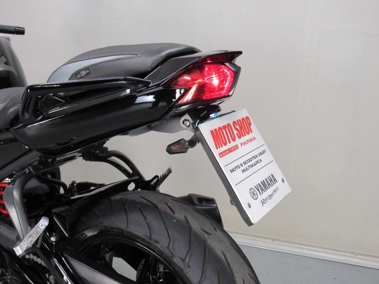 Yamaha FZ1 Fazer TOTAL BLACK