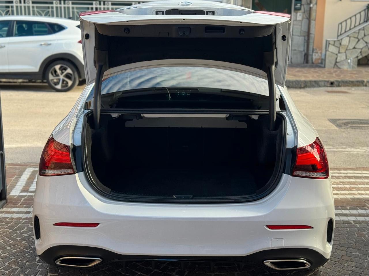 Mercedes-benz A 200 d Sedan Automatic 4Matic Premium