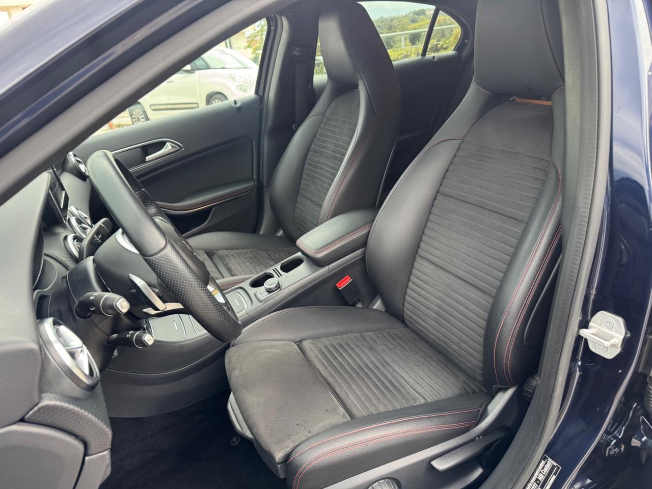 Mercedes-benz A 200 d Automatic Premium AMG