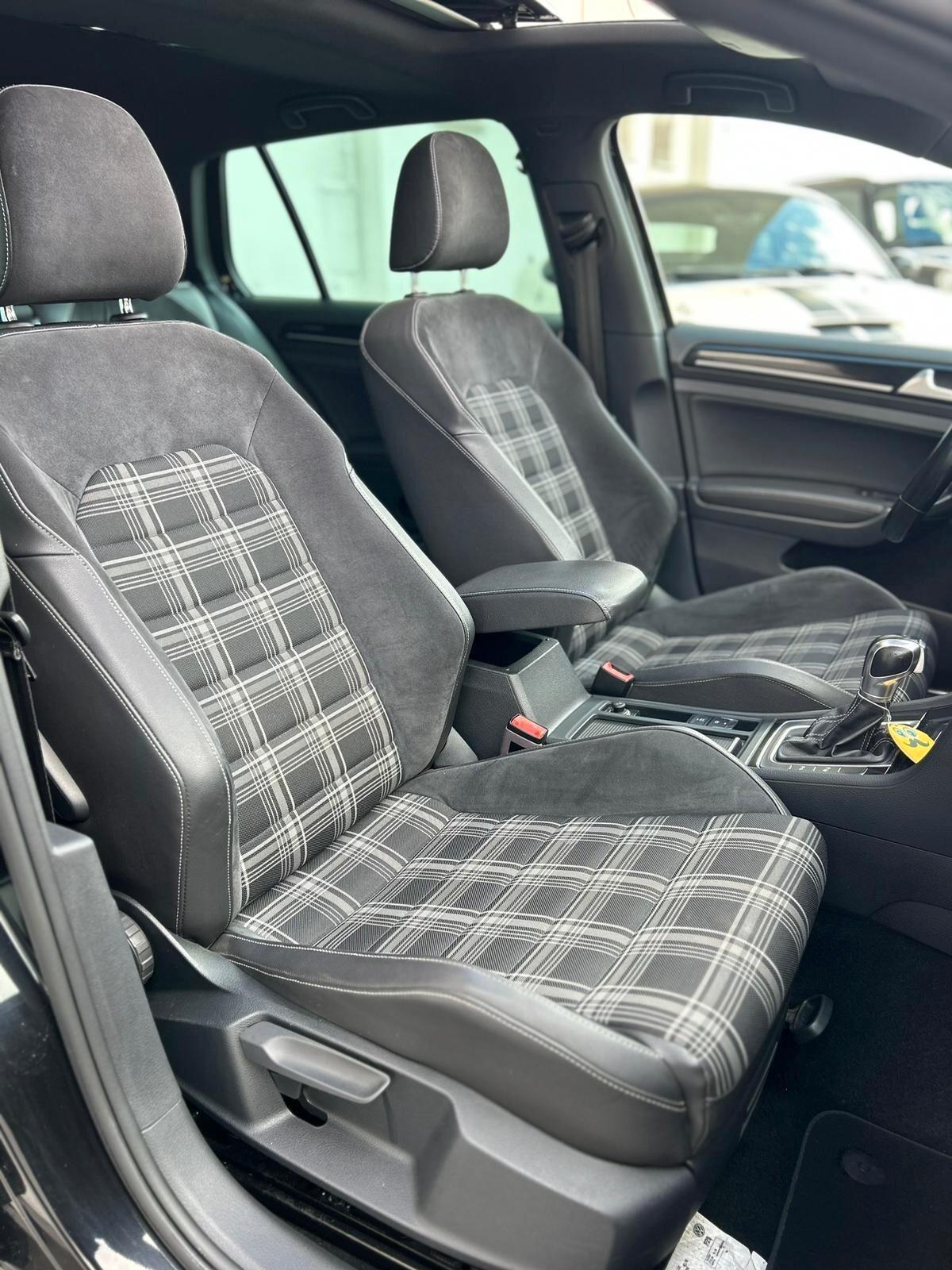 Volkswagen Golf GTD 2.0 TDI DSG 5P BlueMotion Technology