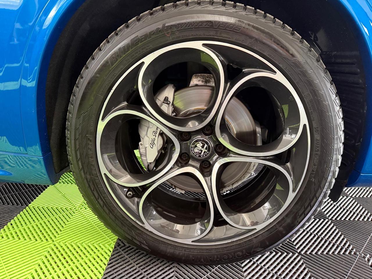 Alfa Romeo Stelvio 2.0 TURBO BENZINA Q4 VELOCE