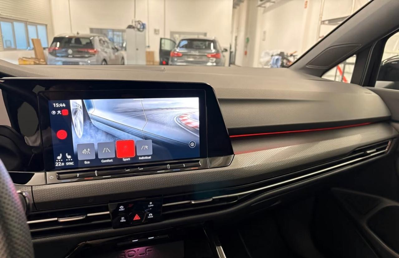 Volkswagen Golf GTI 2.0 TSI DSG led navi