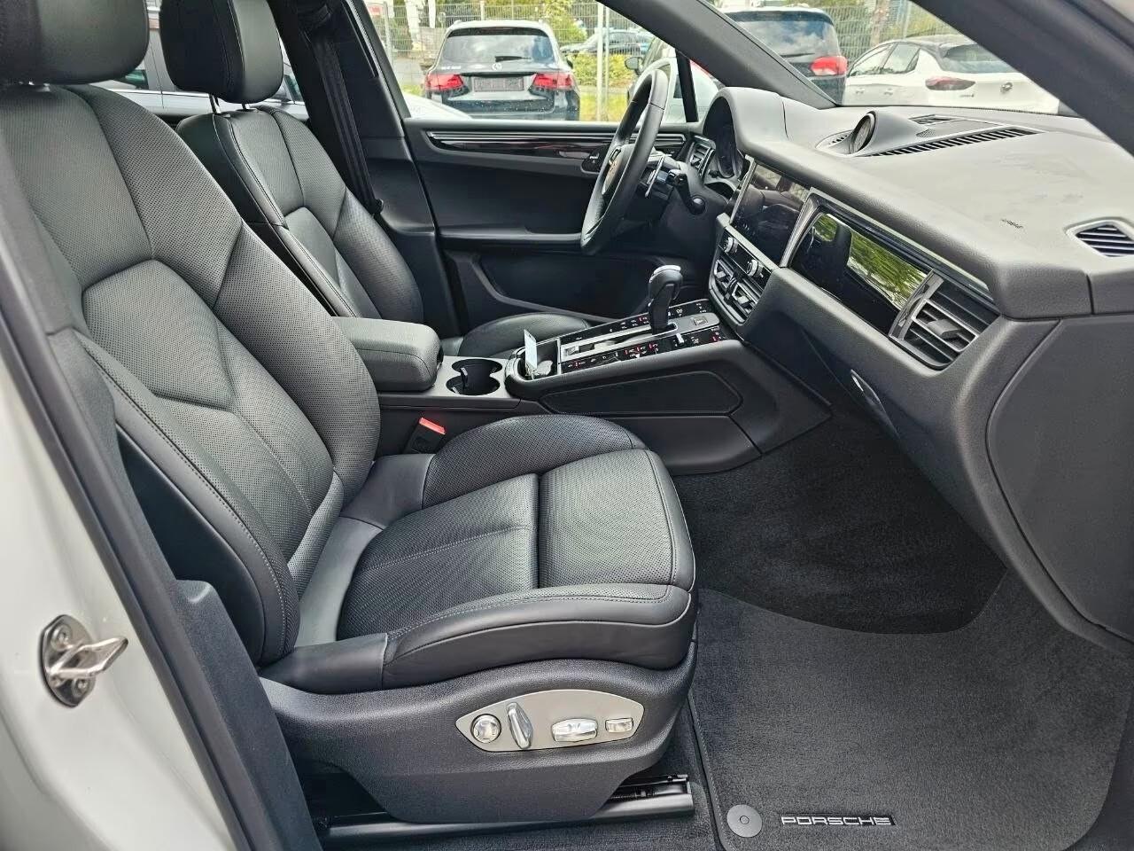 PORSCHE*MACAN*265CV*TETTO*ACC*LED*360°*BOSE*MEMORY-COMFORT*DAB+*21"*