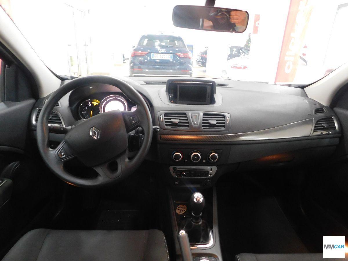 RENAULT - Mégane - 1.5 dCi 110 CV Wave