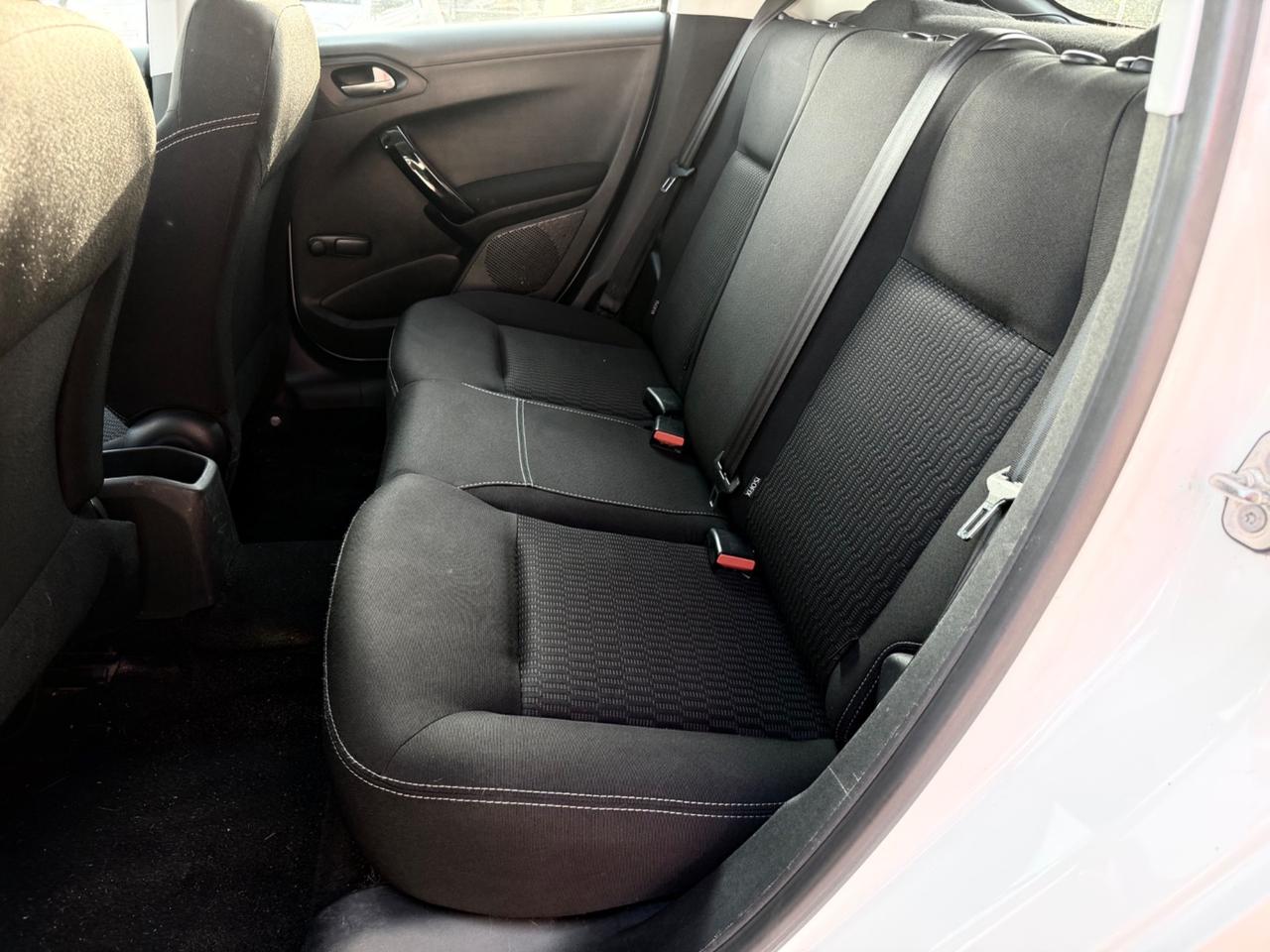 Peugeot 208 PureTech 82 5 porte Active
