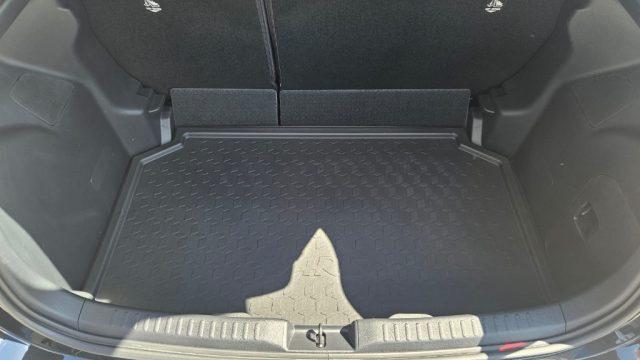 TOYOTA Yaris 1.0 5 porte Trend