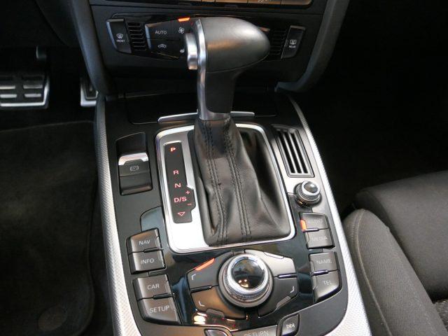 AUDI A4 Avant 2.0 TDI 177 CV quattro S tronic S-LINE