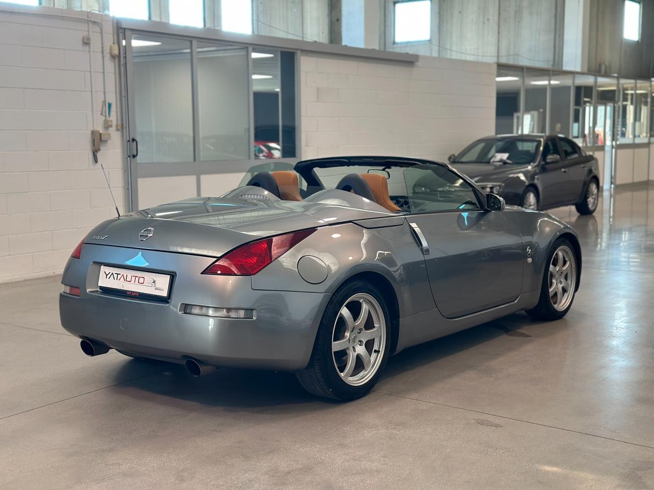 Nissan Z 350Z Roadster 3.5 V6 Lev 1