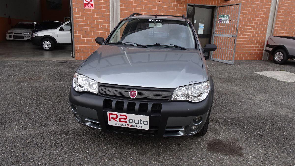 FIAT - Strada 1.3 MJT FIORINO PICK- UP hard top