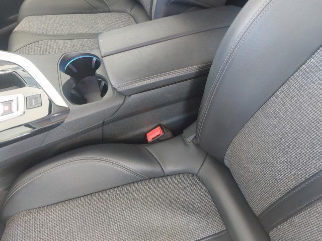 PEUGEOT 5008 BlueHDi 130 S&S EAT8 Allure Cinta distrib.ok