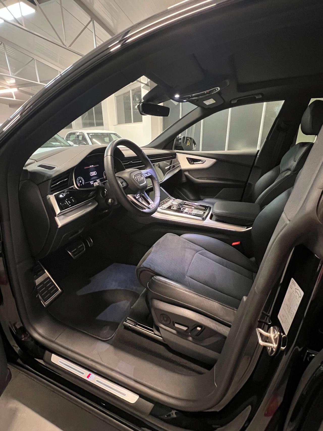 Audi Q8 SUV TDI quattro 210 kW tiptronic S line edition
