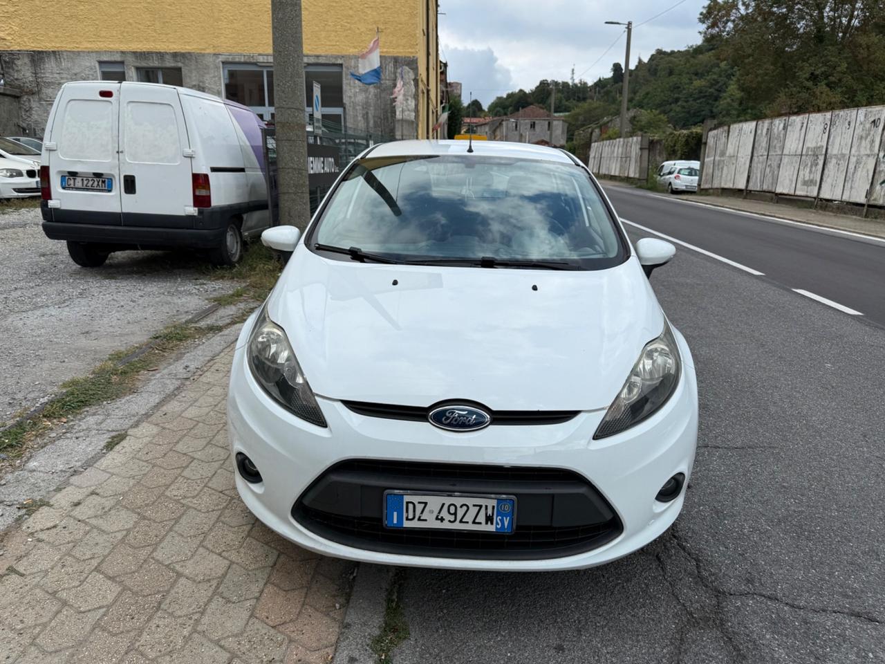 Ford Fiesta Fiesta+ 1.2 82CV 5 porte NEOPATENTATI EURO5