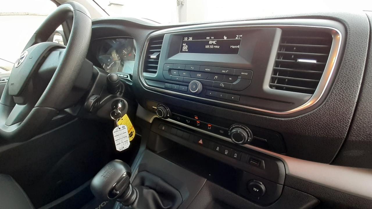 Toyota Proace Verso PL trasporto disabili pedana