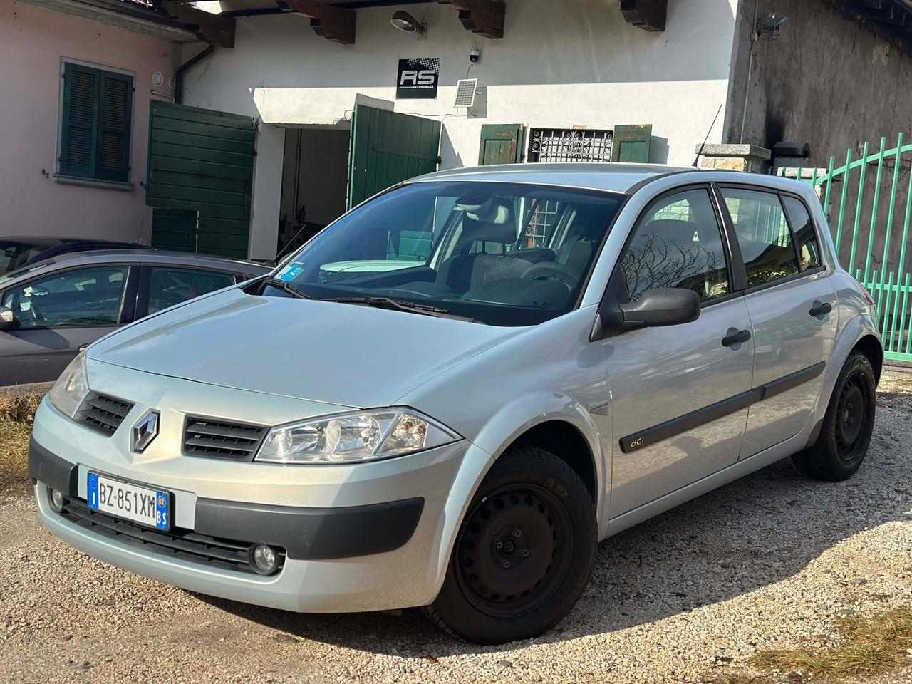 Renault MÈGANE DYNAMIQUE FULLOPT UNICOPROP