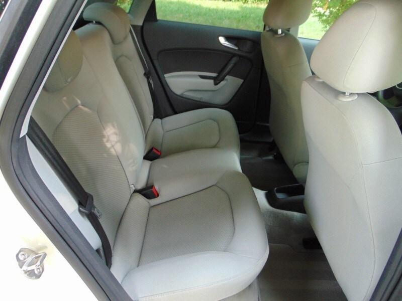 AUDI A1/S1 A1 SPB 1.6 TDI S tronic Attraction