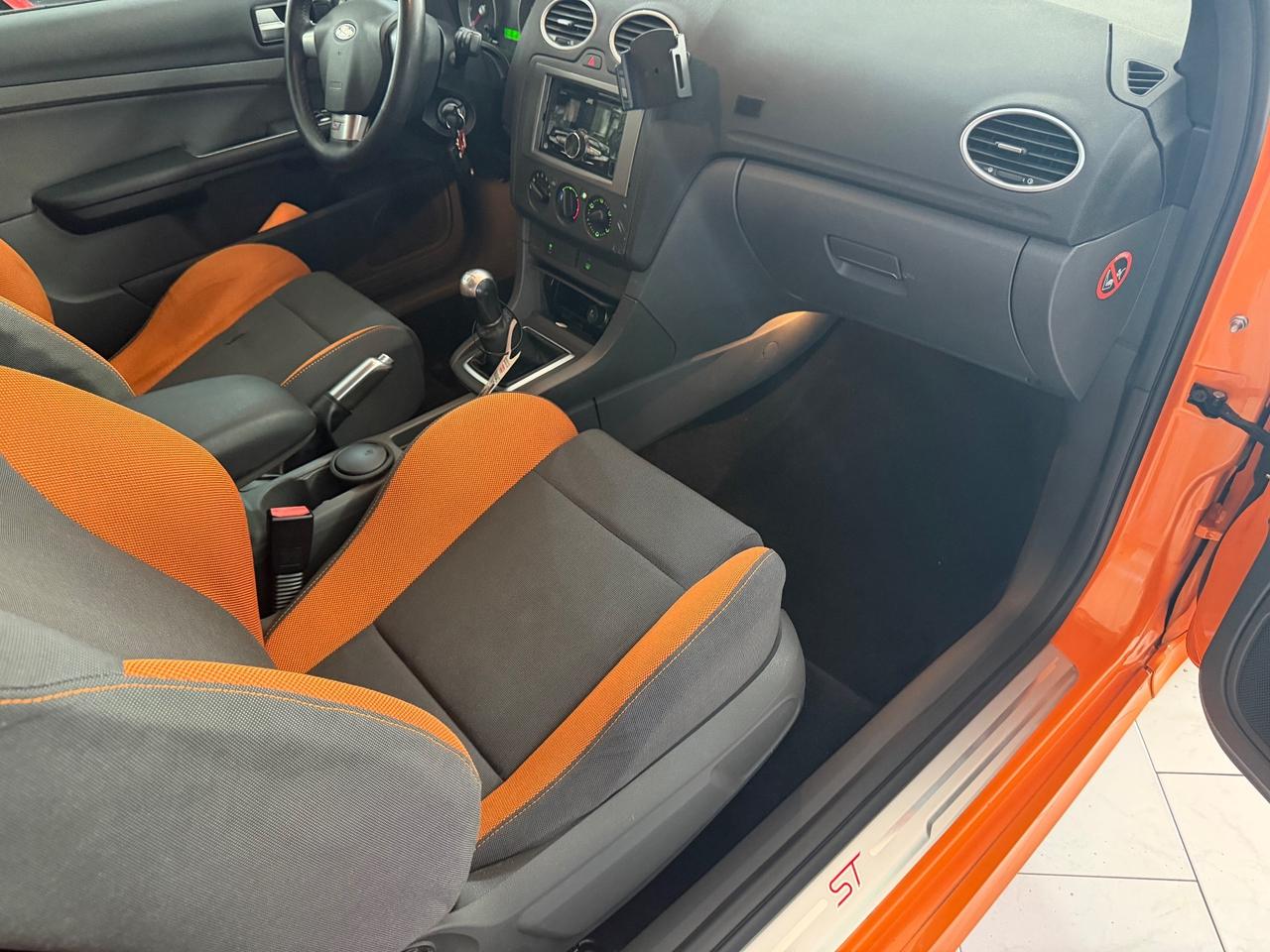 Ford Focus CC 2.5T (225CV) 20V Coupè ST