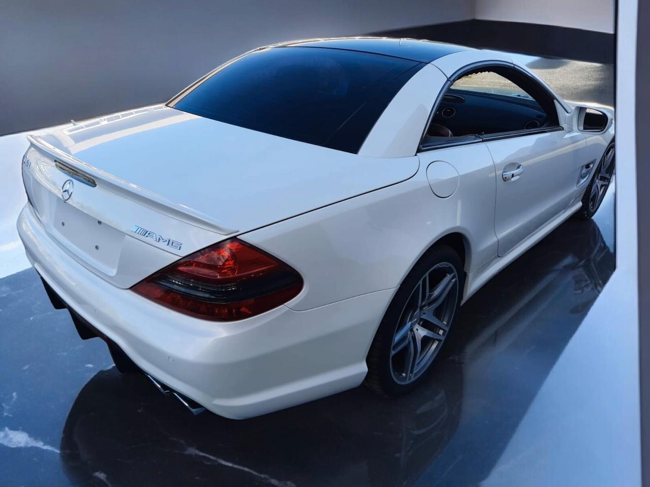 Mercedes Benz SL 63 AMG