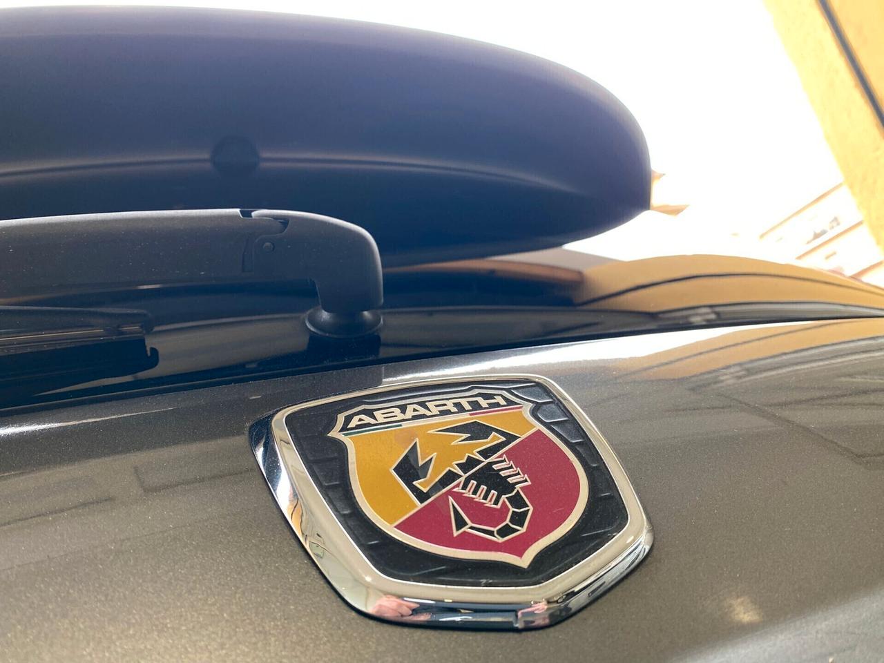 Abarth 500 1.4 Turbo T-Jet Custom 12/2014