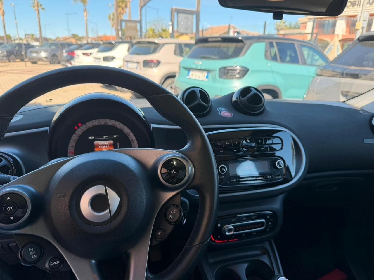 Smart ForFour 60 1.0 Black Passion