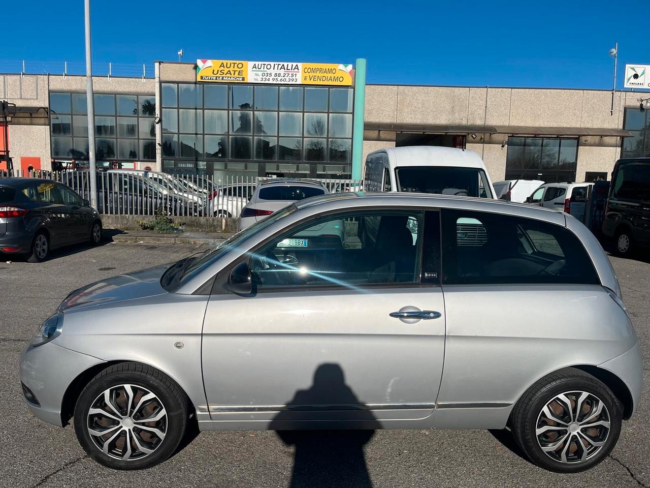 Lancia Ypsilon 1.2 69 CV