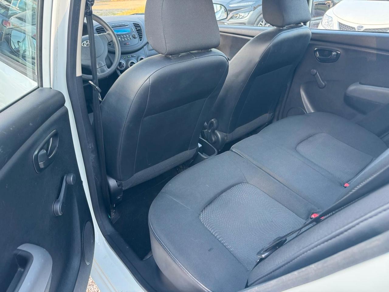 HYUNDAI - i10 - 1.1 12V Classic - NEOPATENTATI - FINANZIABILE