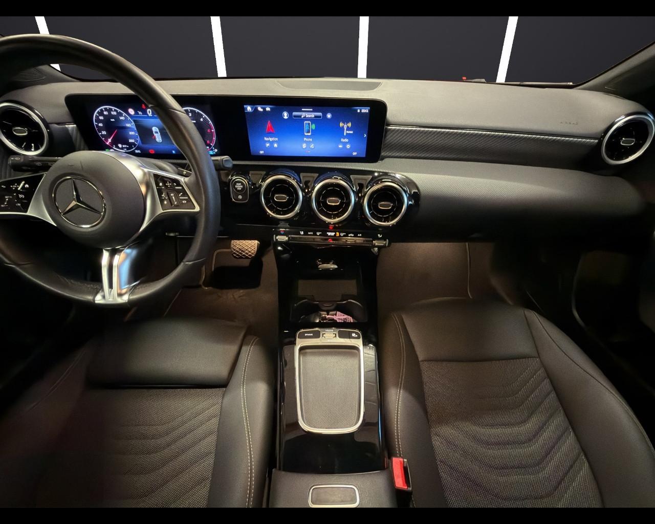 Mercedes-Benz A 180D Automatic Advanced