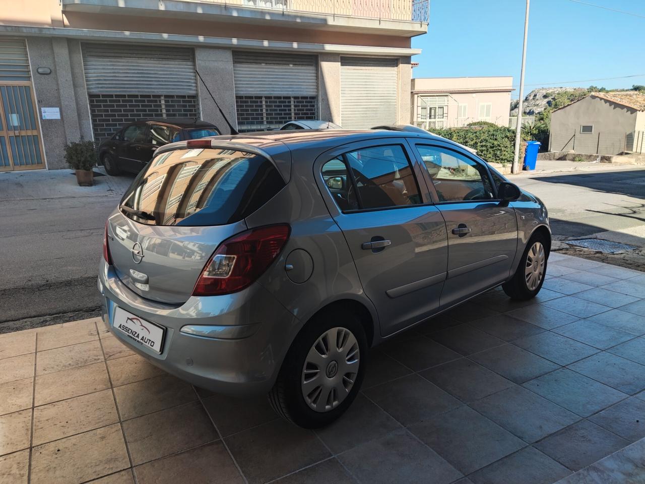 Opel Corsa 1.0 Enjoy