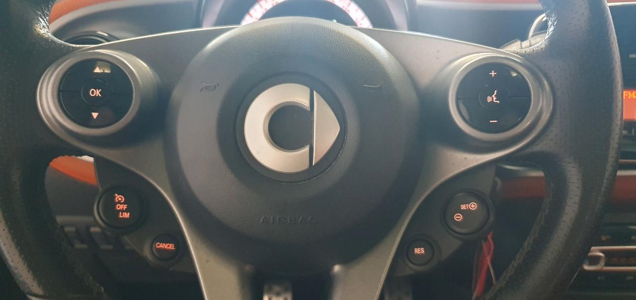 Smart ForTwo 1000 62 kW coupé passion