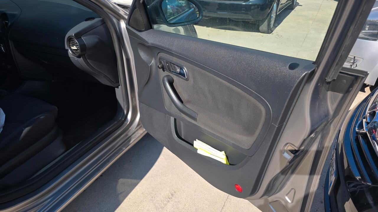 Seat Ibiza 1.4 TDI 69CV 5p. Free