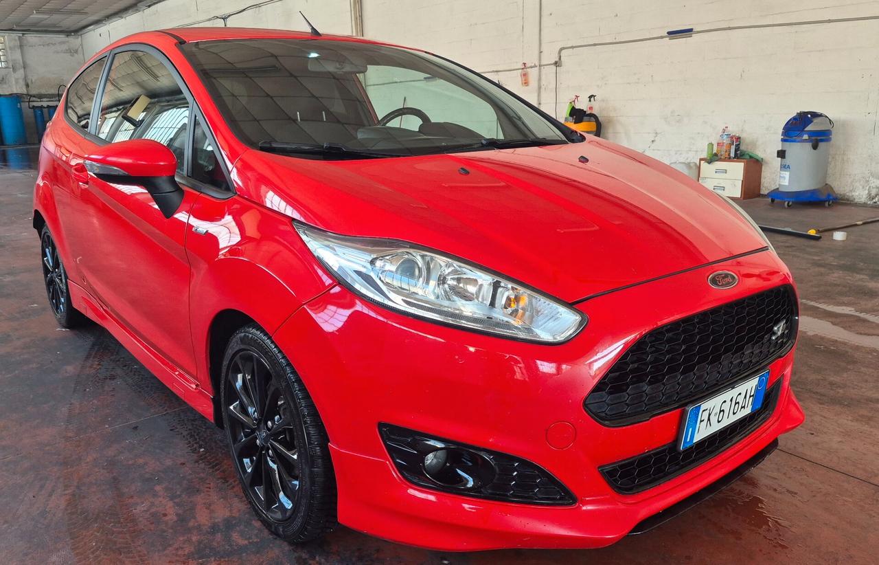 Ford Fiesta st line 140 CV