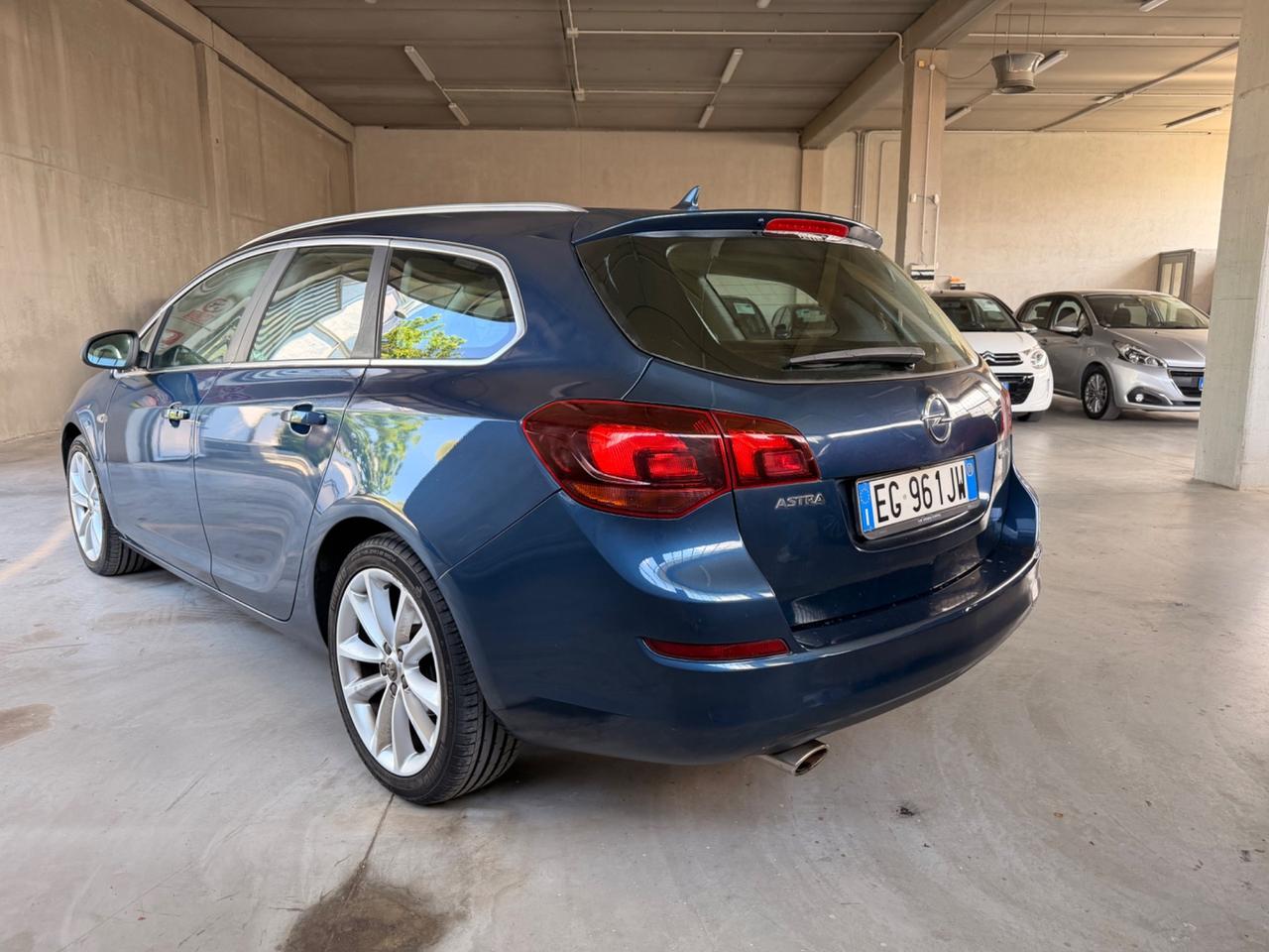 Opel Astra 1.4 Turbo 140CV Sports Tourer Cosmo
