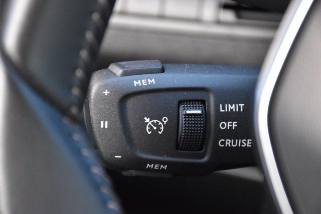 PEUGEOT 3008 BlueHDi 130 S&S Allure Pack