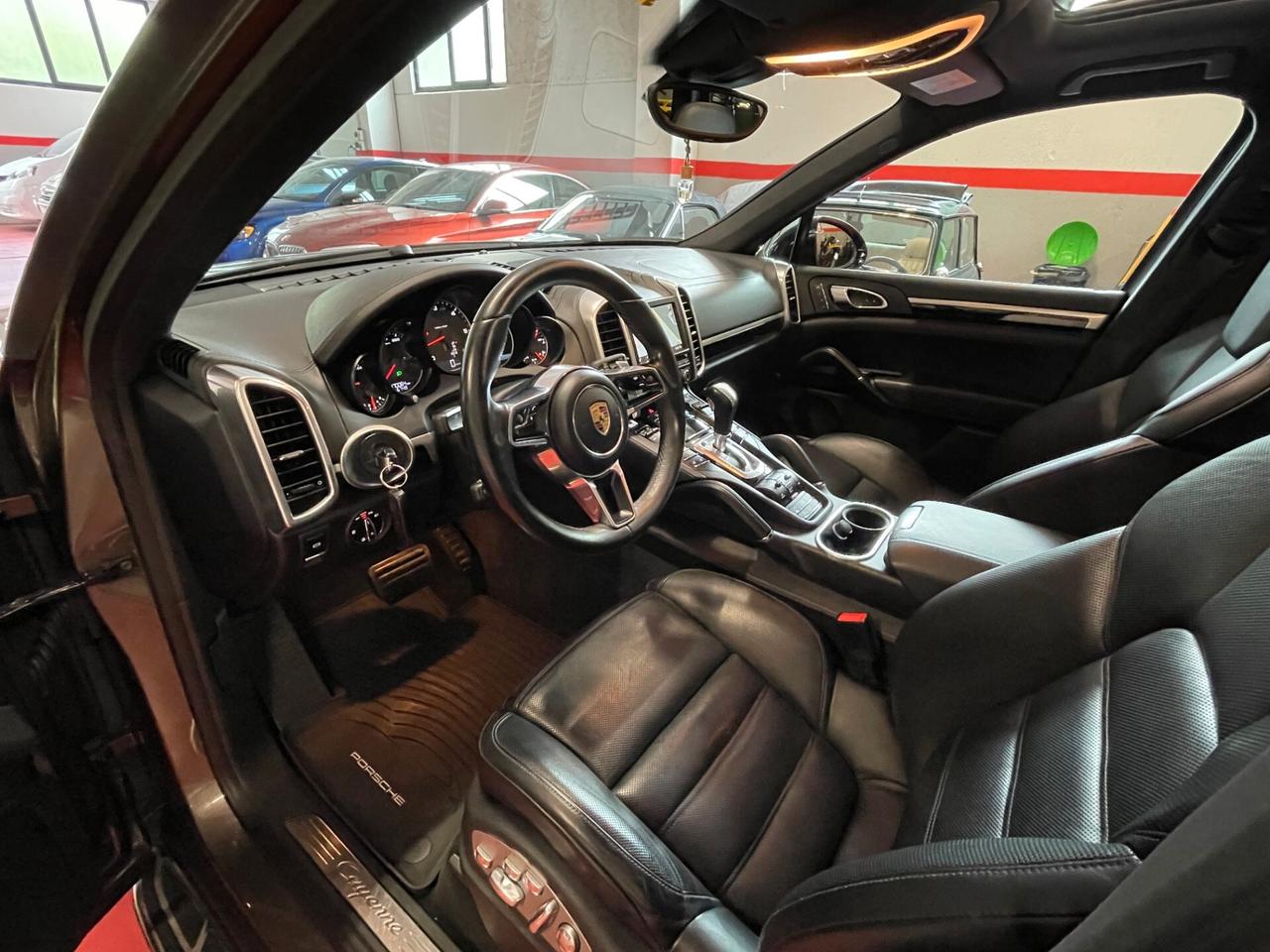 Porsche Cayenne FULL OPTIONAL