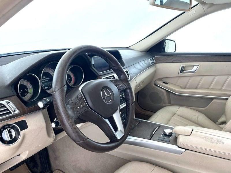Mercedes-Benz Classe E E 300 BlueTEC Hybrid Automatic Premium ** OFFERTA RISERVATA SOLO PER OPERATORI DEL SETTORE **