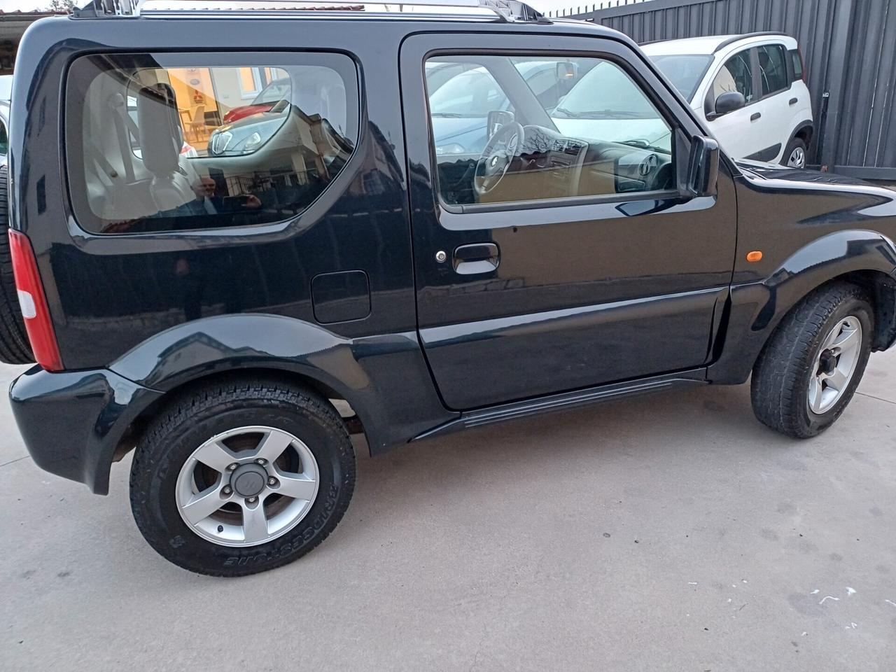 Suzuki Jimny 1.3i 16V cat 4WD