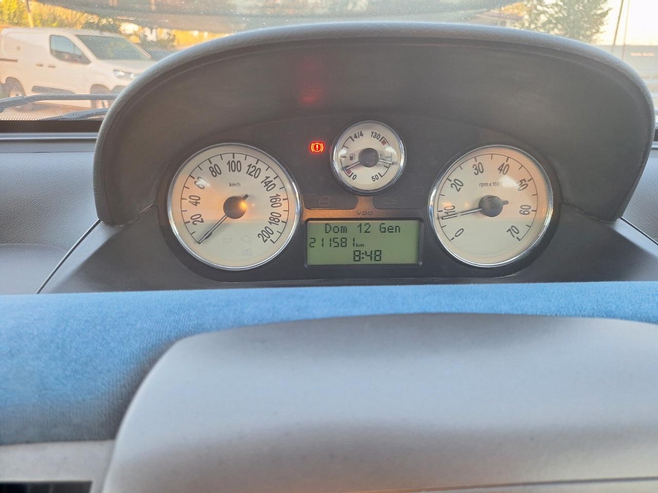 Lancia Ypsilon 1.2 Oro