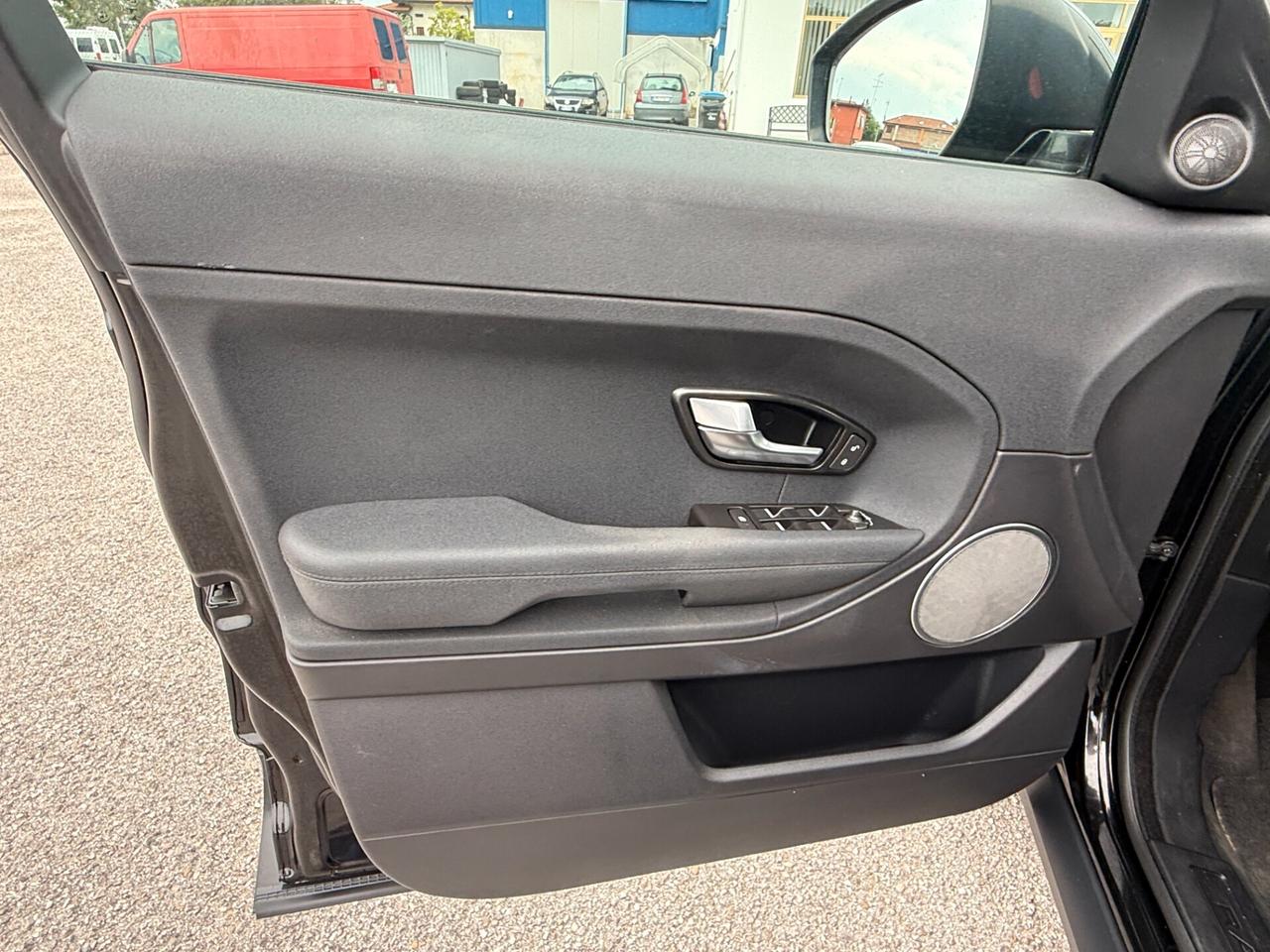 Land Rover Range Evoque 2.2 TD4 5p. Dynamic
