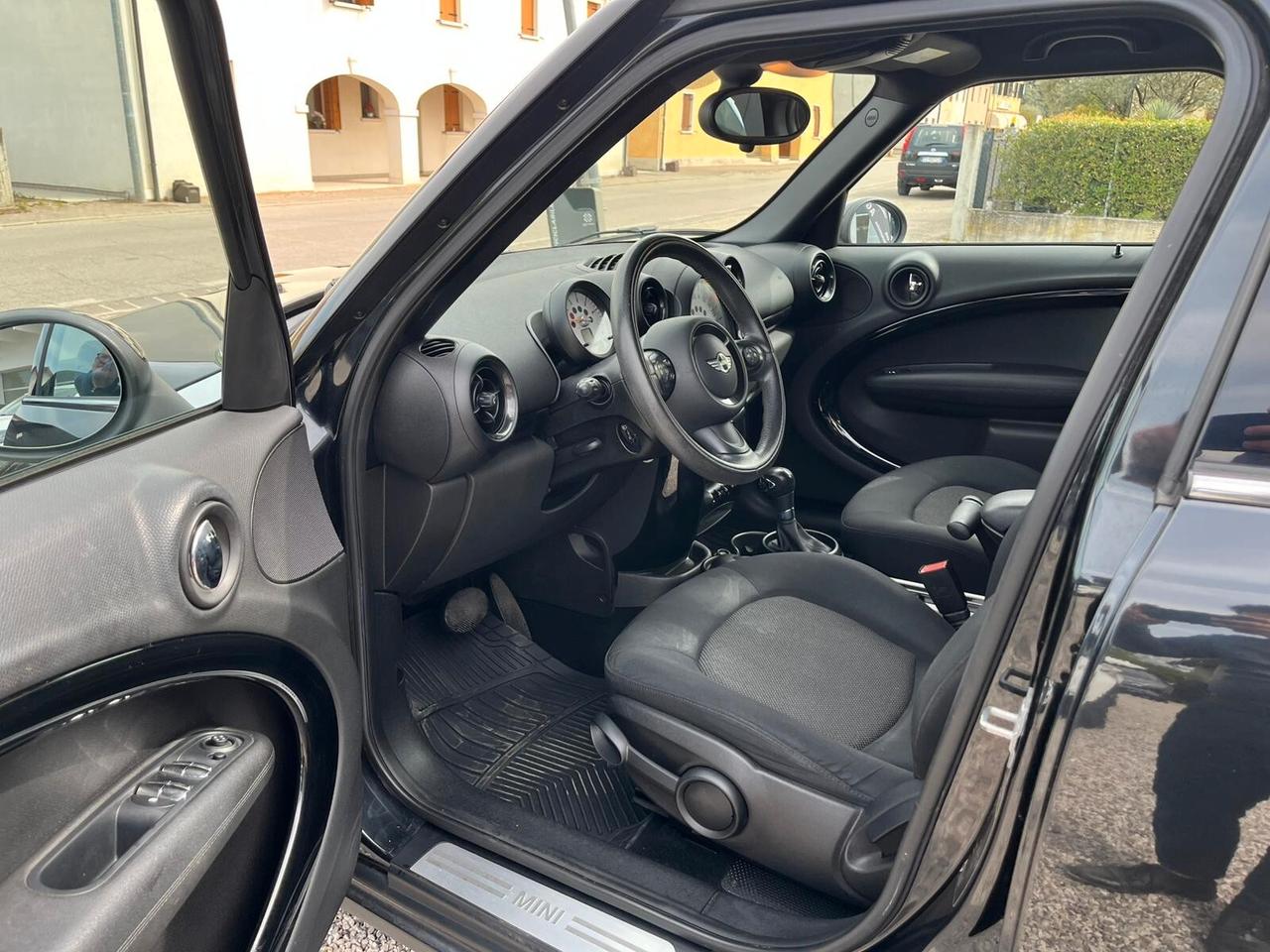 Mini Cooper D Countryman 2.0 Business Automatica