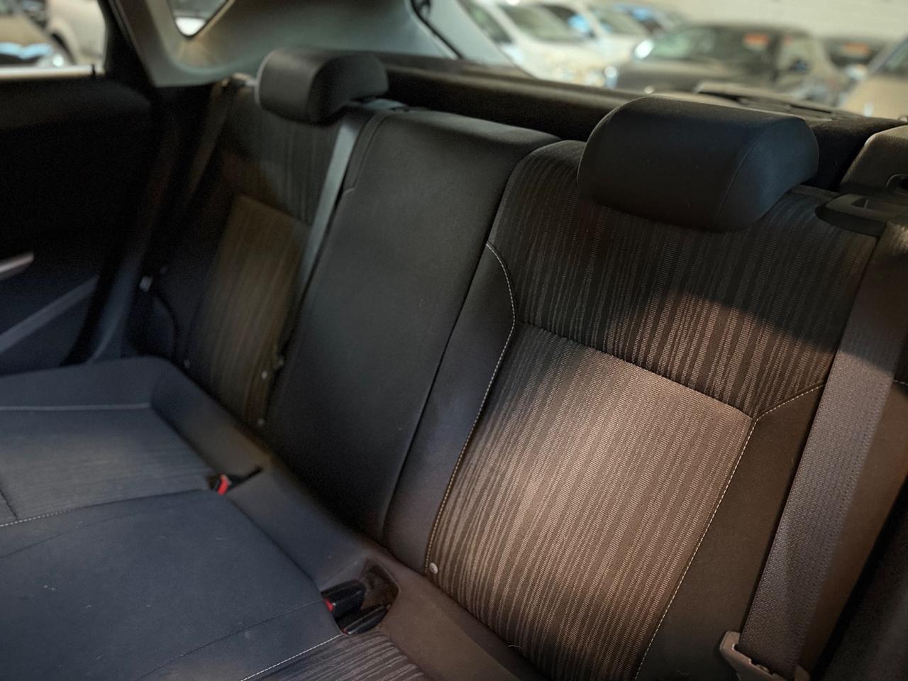 Opel Astra 1.4 100CV 5 porte Cosmo NEOPATENTATI