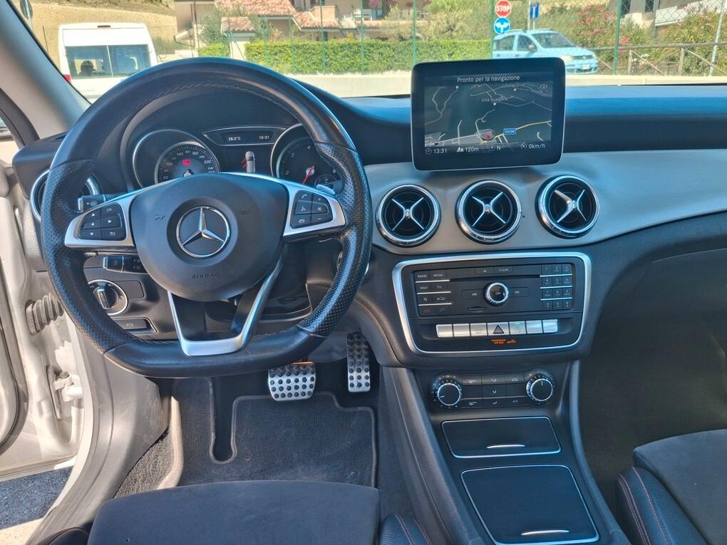 Mercedes CLA 220 d Automatica AMG - 2019