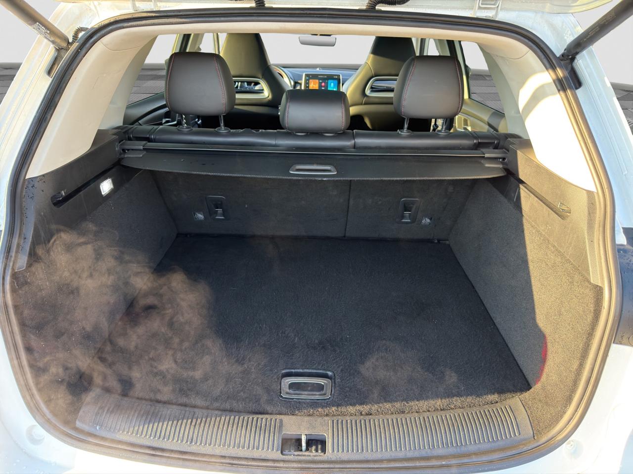 MG EHS Plug-in Hybrid Luxury